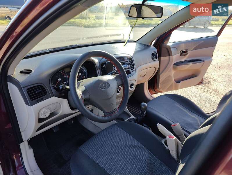 Седан Hyundai Accent 2008 в Львове фото 5 Седан Hyundai Accent 2008 в Львове