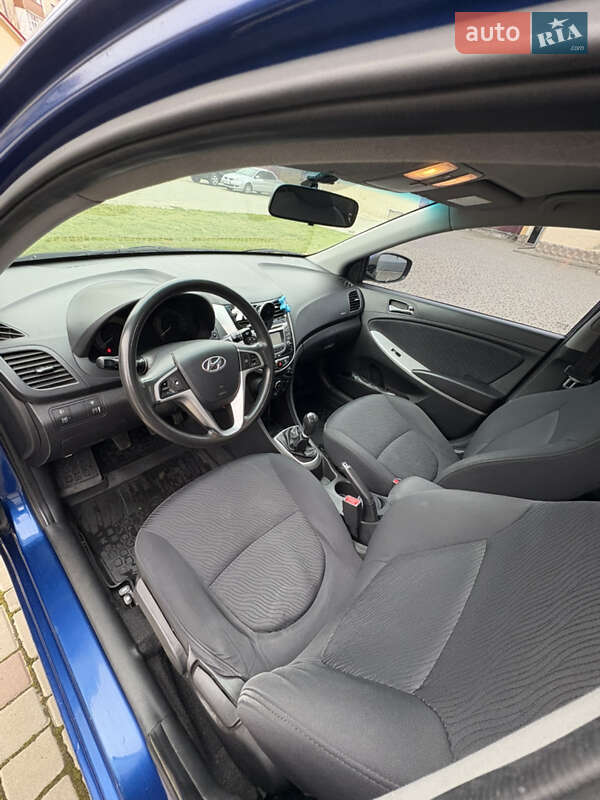 Седан Hyundai Accent 2011 в Ивано-Франковске фото 16 Седан Hyundai Accent 2011 в Ивано-Франковске