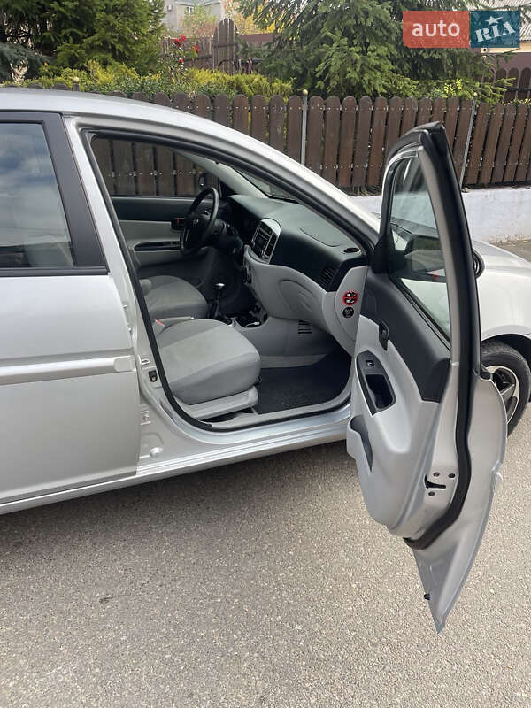 Седан Hyundai Accent 2008 в Одессе