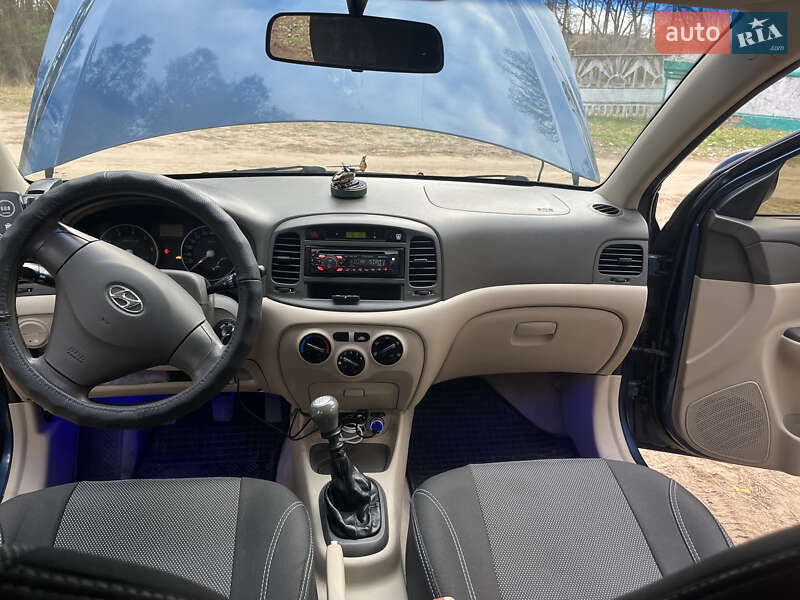 Седан Hyundai Accent 2007 в Гайвороне