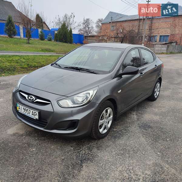 Седан Hyundai Accent 2013 в Мироновке