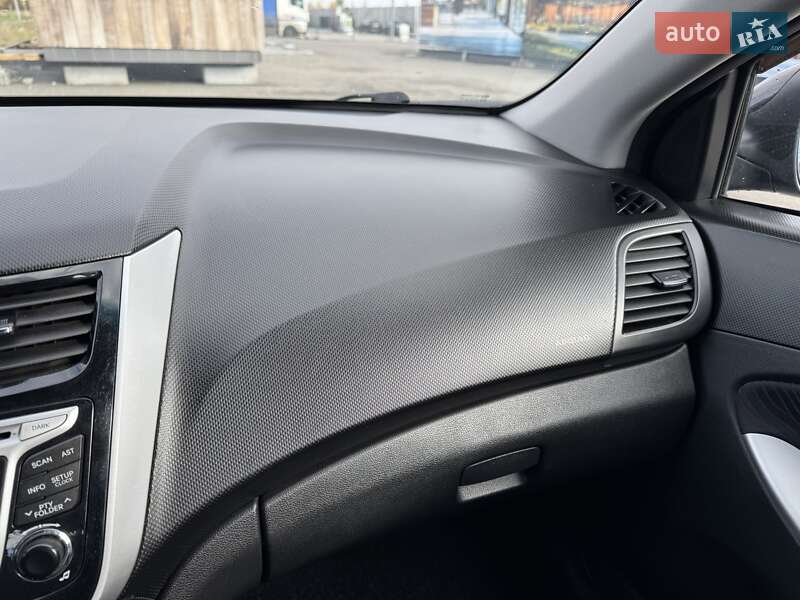 Седан Hyundai Accent 2011 в Киеве фото 17 Седан Hyundai Accent 2011 в Киеве