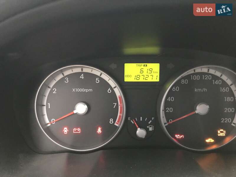 Хетчбек Hyundai Accent 2008 в Києві фото 6 Хетчбек Hyundai Accent 2008 в Києві