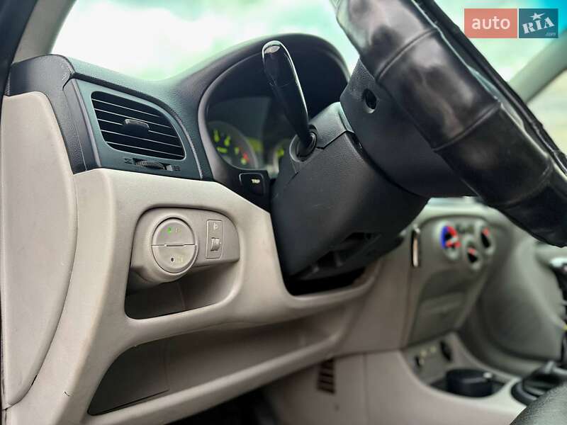 Седан Hyundai Accent 2007 в Черновцах