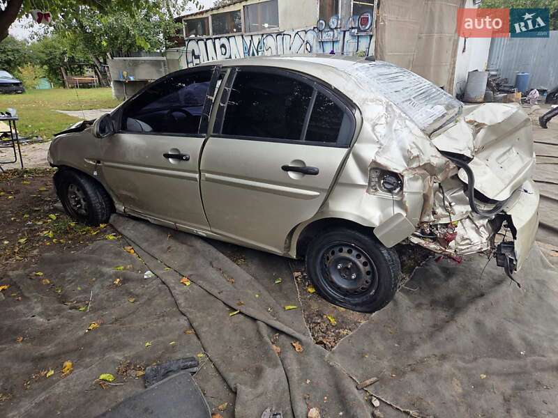 Седан Hyundai Accent 2011 в Киеве