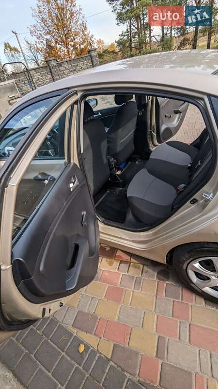 Седан Hyundai Accent 2012 в Києві