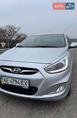 Седан Hyundai Accent 2013 в Дніпрі