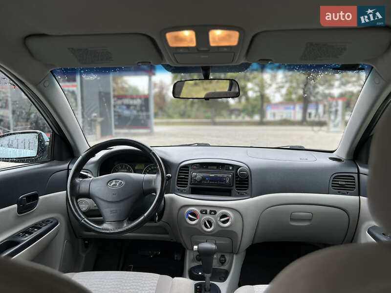 Седан Hyundai Accent 2007 в Стрию