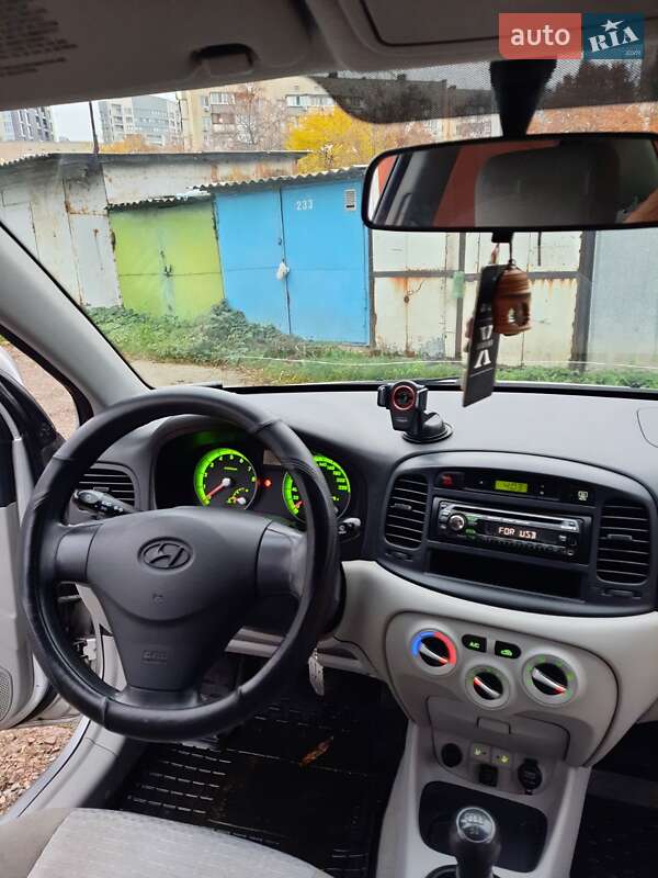 Седан Hyundai Accent 2008 в Киеве