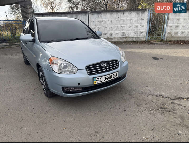 Седан Hyundai Accent 2008 в Чернівцях