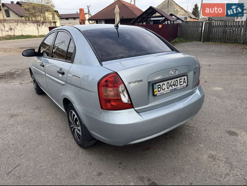 Седан Hyundai Accent 2008 в Чернівцях