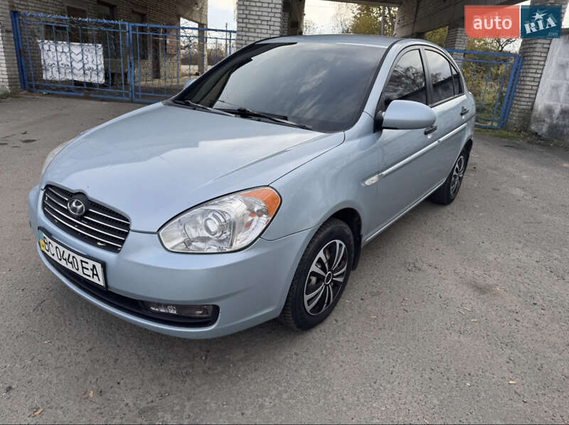 Седан Hyundai Accent 2008 в Чернівцях