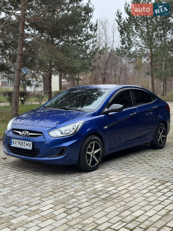 Седан Hyundai Accent 2013 в Дергачах фото 7 Седан Hyundai Accent 2013 в Дергачах