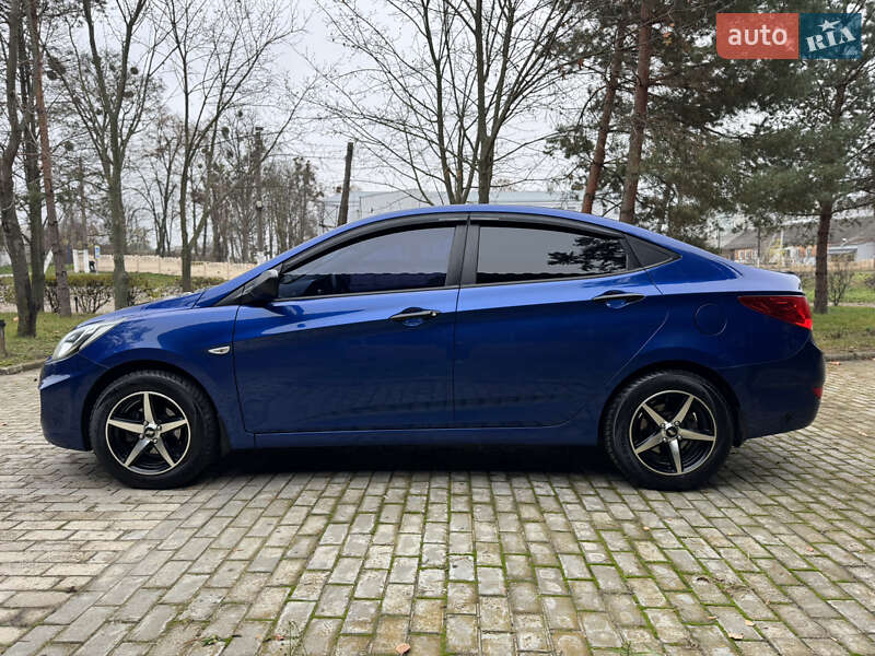 Седан Hyundai Accent 2013 в Дергачах фото 6 Седан Hyundai Accent 2013 в Дергачах