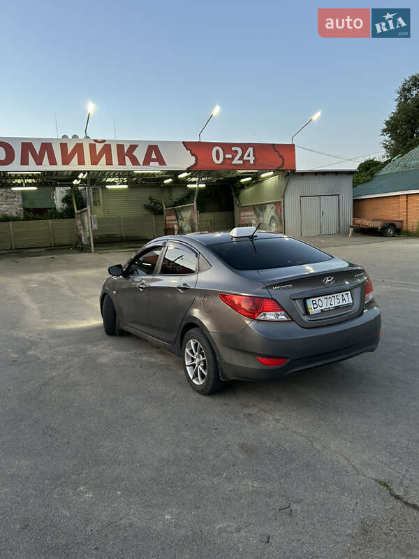 Седан Hyundai Accent 2011 в Жмеринке