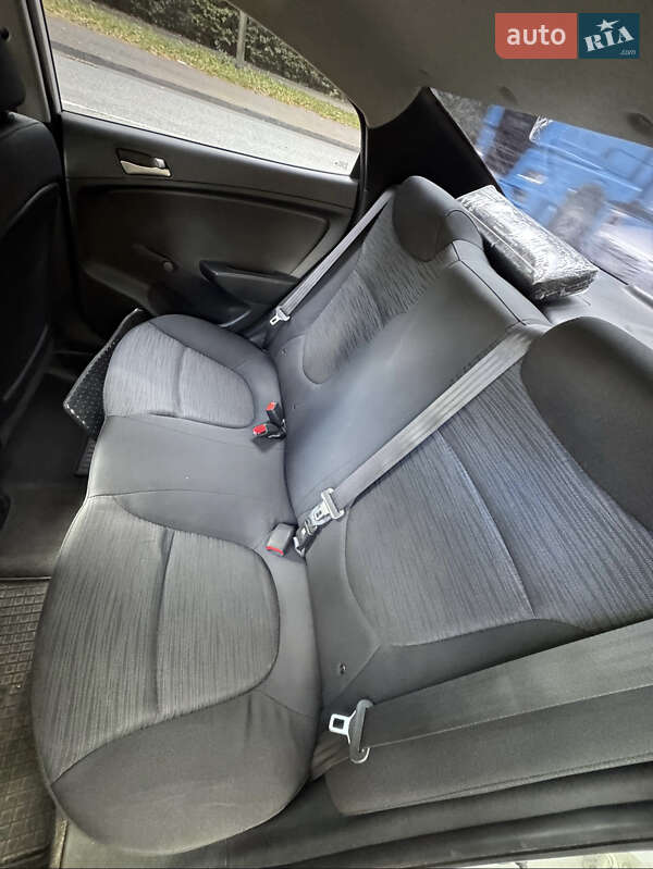 Седан Hyundai Accent 2017 в Запорожье