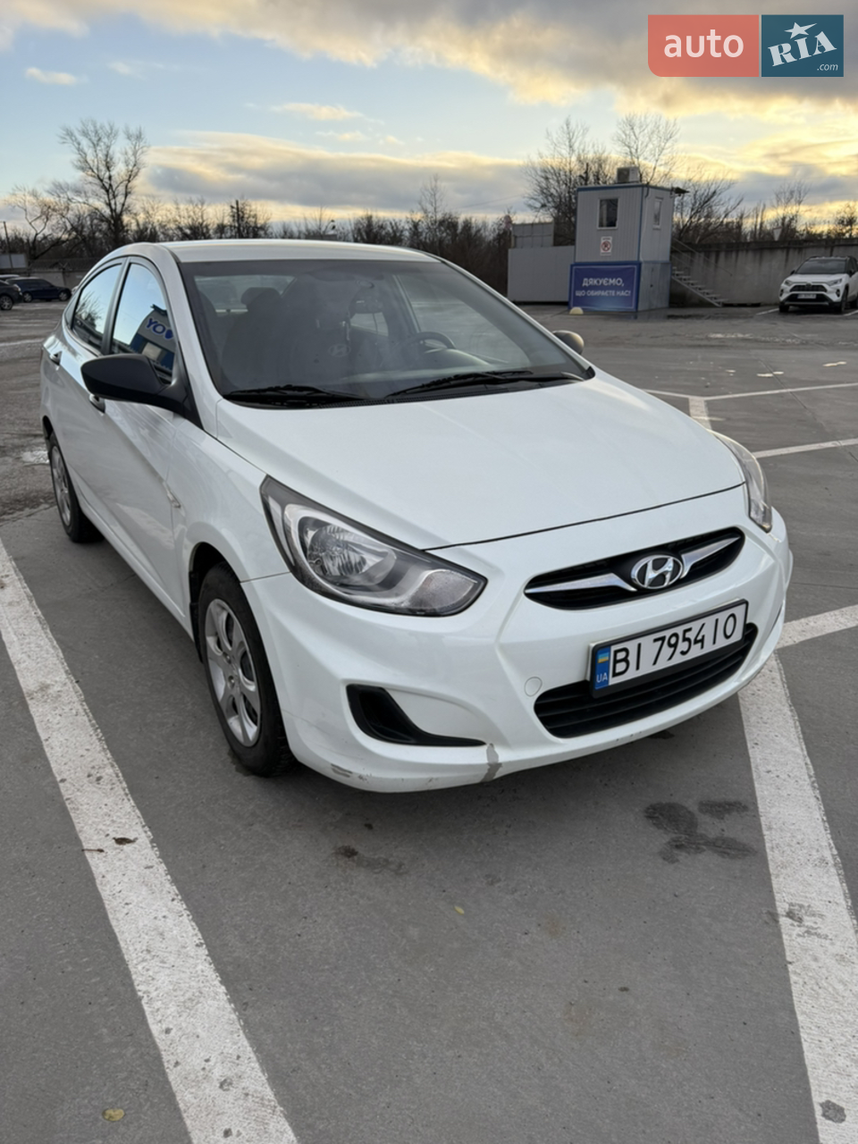 2013 Hyundai Accent - мініатюра 28