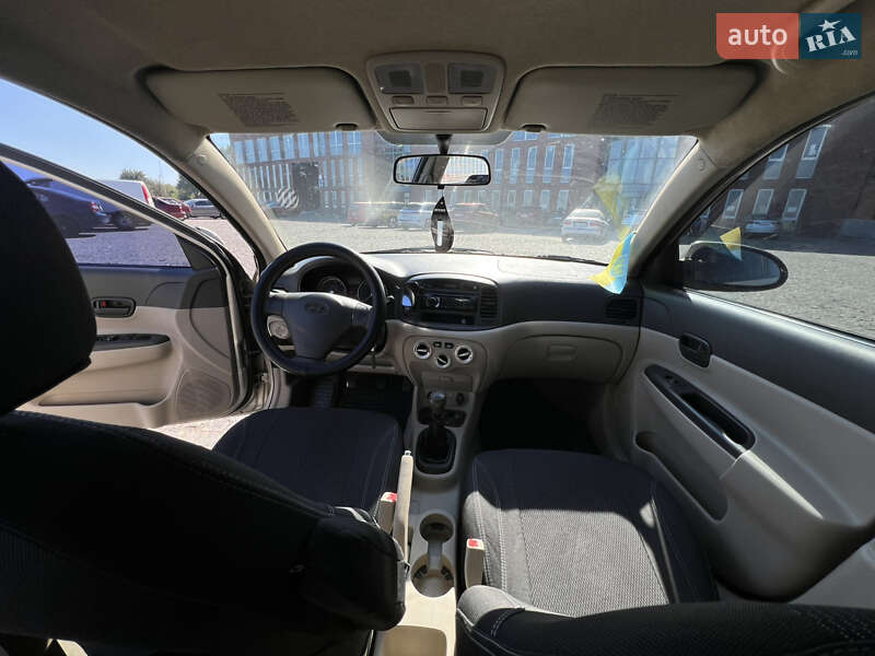 Седан Hyundai Accent 2008 в Дніпрі