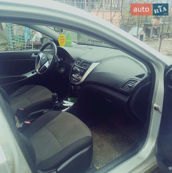 Седан Hyundai Accent 2012 в Кривом Озере фото 7 Седан Hyundai Accent 2012 в Кривом Озере