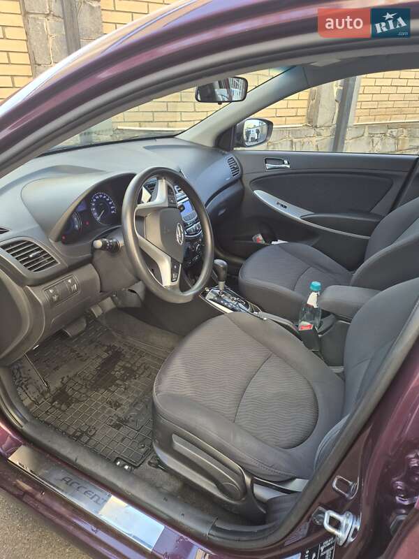 Седан Hyundai Accent 2013 в Києві
