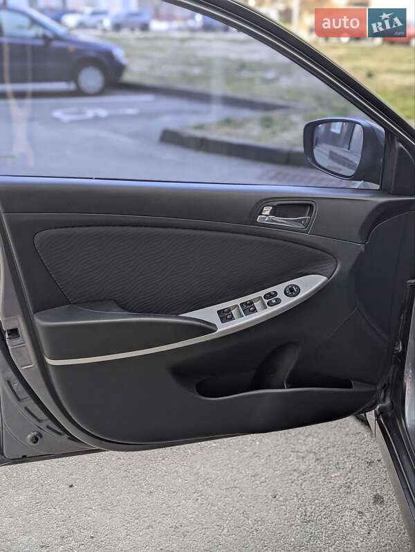 Седан Hyundai Accent 2011 в Чернігові фото 17 Седан Hyundai Accent 2011 в Чернігові