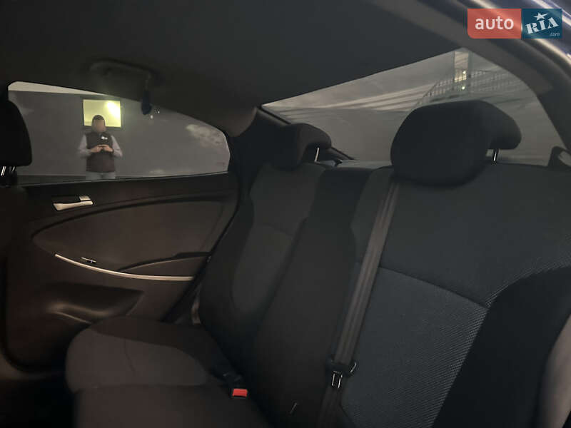 Седан Hyundai Accent 2013 в Хмельницькому фото 7 Седан Hyundai Accent 2013 в Хмельницькому