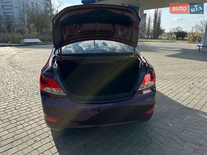 Седан Hyundai Accent 2013 в Николаеве