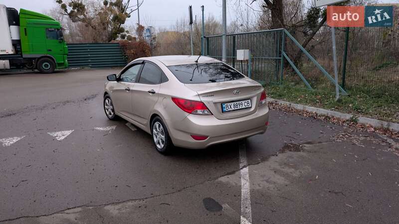 Седан Hyundai Accent 2011 в Киеве