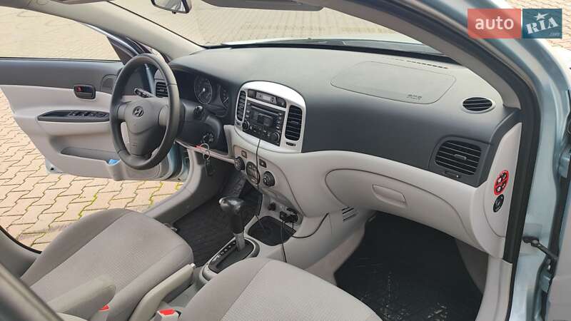 Седан Hyundai Accent 2008 в Черновцах фото 5 Седан Hyundai Accent 2008 в Черновцах