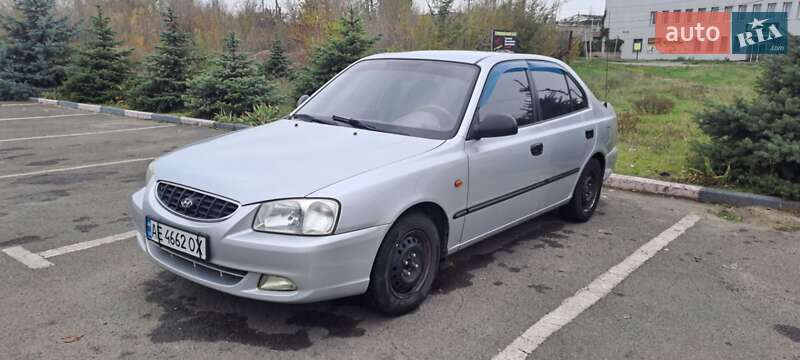 Седан Hyundai Accent 2002 в Кривом Роге фото 4 Седан Hyundai Accent 2002 в Кривом Роге