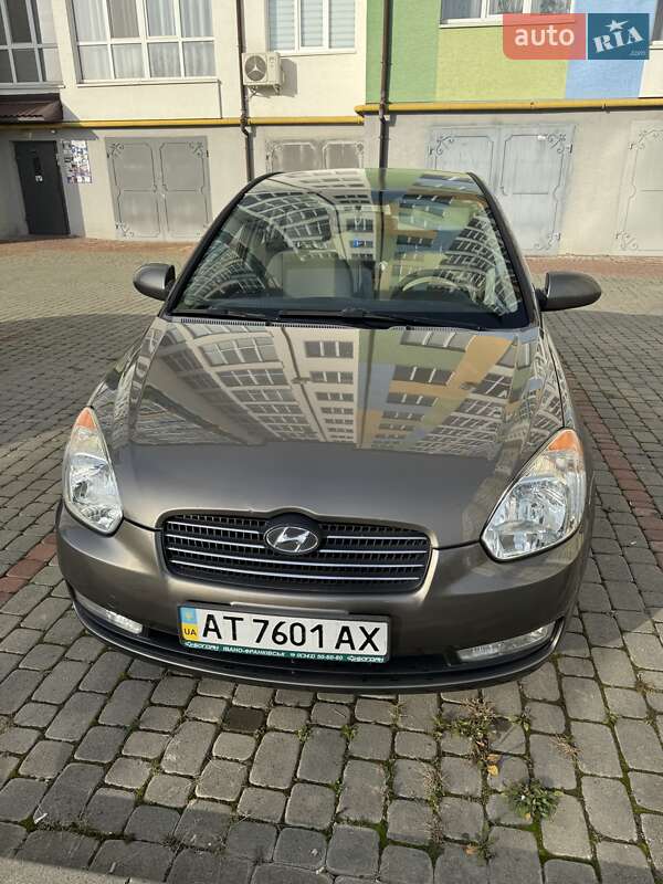 Седан Hyundai Accent 2008 в Ивано-Франковске