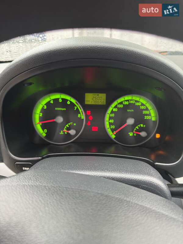 Седан Hyundai Accent 2008 в Ивано-Франковске