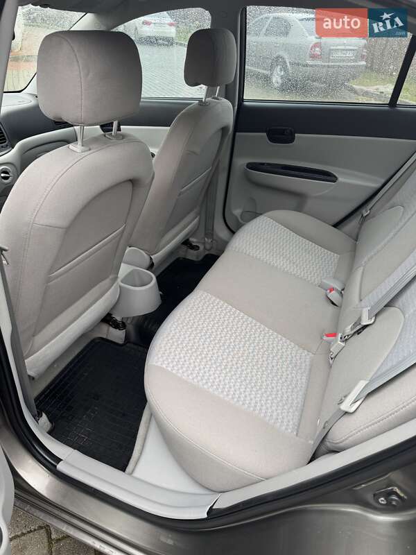 Седан Hyundai Accent 2008 в Ивано-Франковске