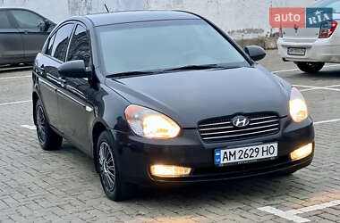 Седан Hyundai Accent 2008 в Житомире