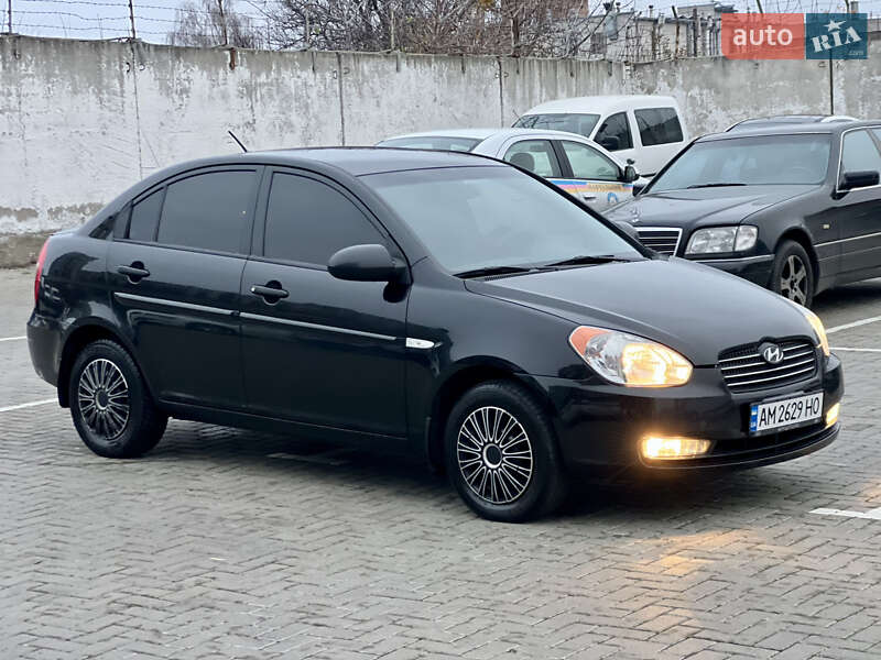 Седан Hyundai Accent 2008 в Житомире