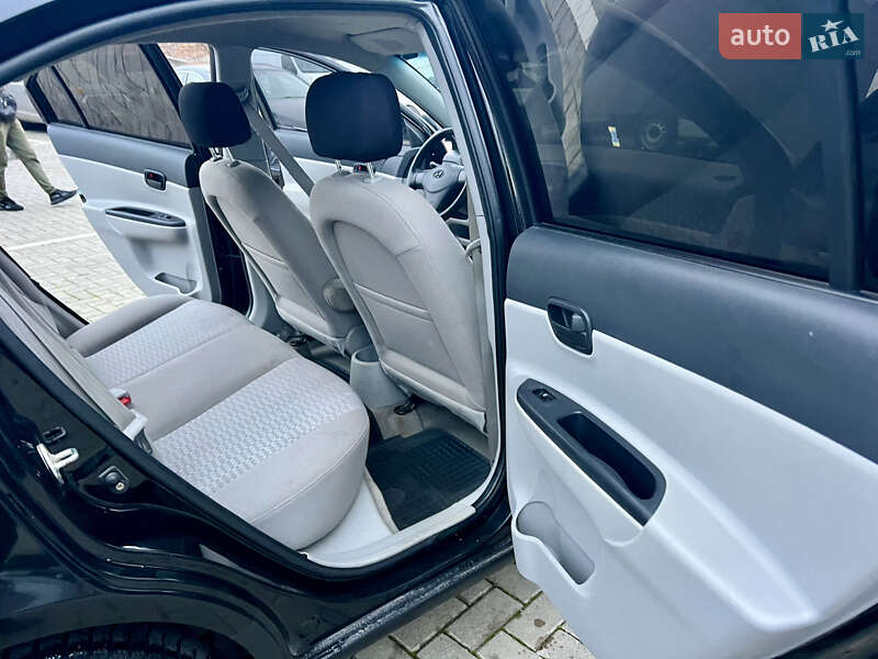 Седан Hyundai Accent 2008 в Житомире