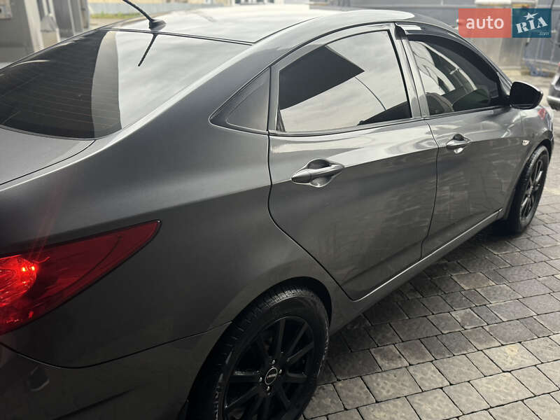 Седан Hyundai Accent 2013 в Ужгороді фото 8 Седан Hyundai Accent 2013 в Ужгороді