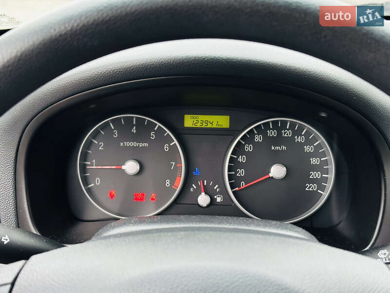 Хэтчбек Hyundai Accent 2007 в Харькове фото 22 Хэтчбек Hyundai Accent 2007 в Харькове