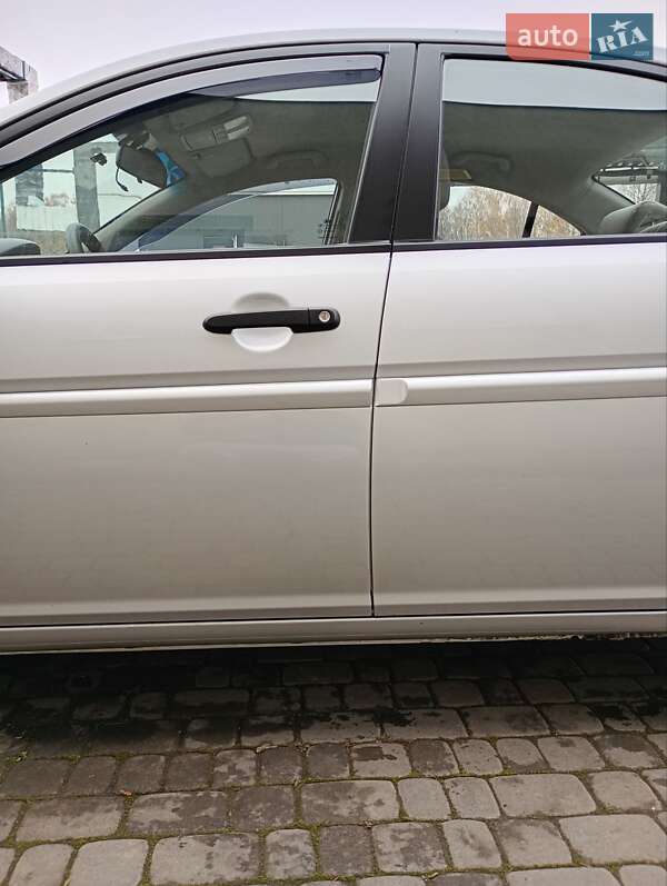 Седан Hyundai Accent 2008 в Самборе