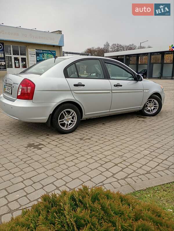 Седан Hyundai Accent 2008 в Самборе