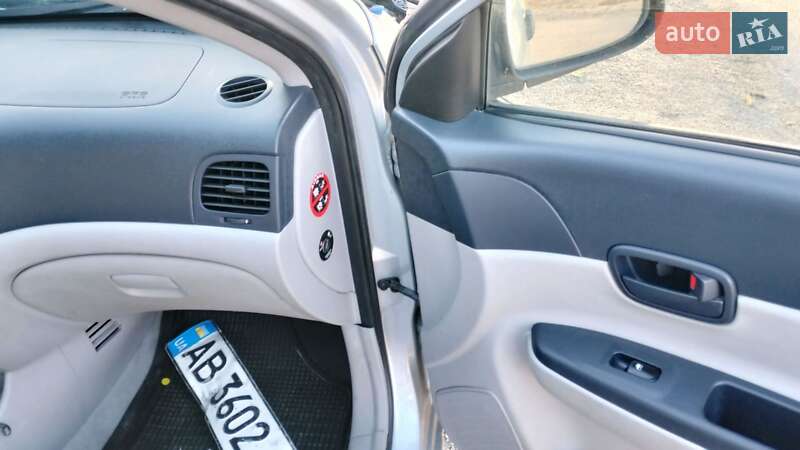 Хэтчбек Hyundai Accent 2007 в Виннице