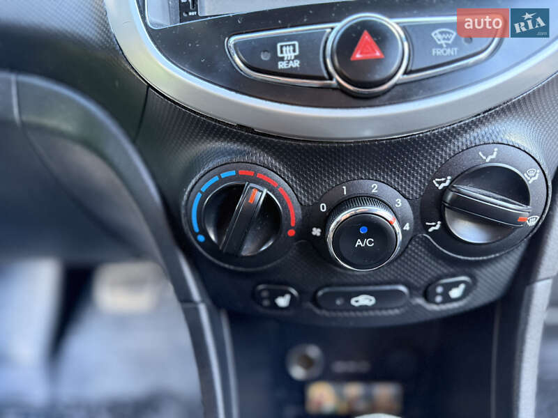 Седан Hyundai Accent 2011 в Тернополе фото 27 Седан Hyundai Accent 2011 в Тернополе