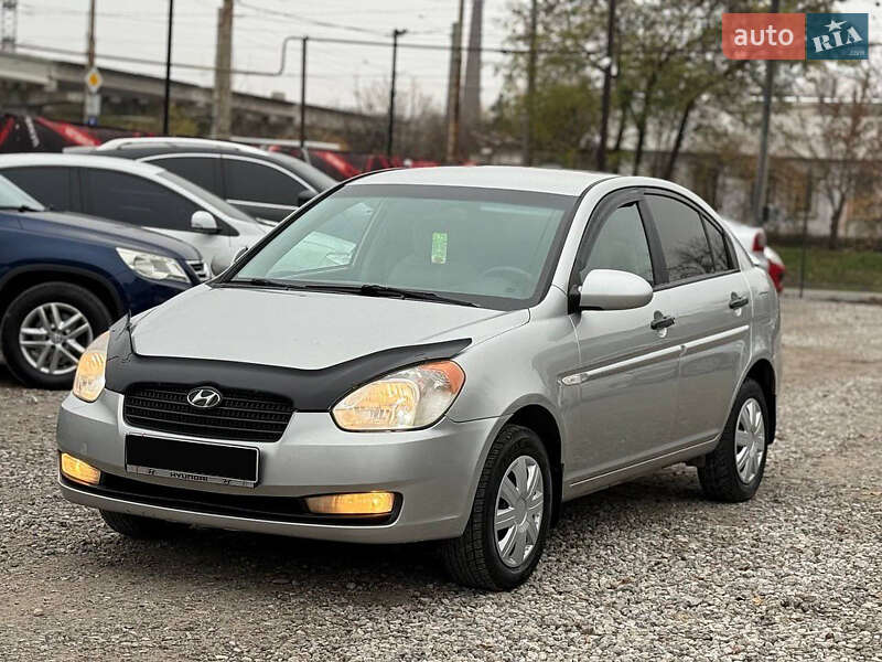 Седан Hyundai Accent 2007 в Днепре