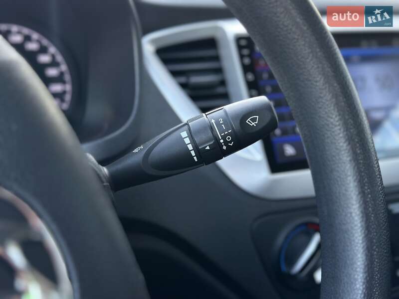 Седан Hyundai Accent 2020 в Киеве фото 20 Седан Hyundai Accent 2020 в Киеве