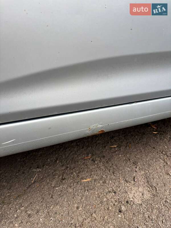 Седан Hyundai Accent 2011 в Львове