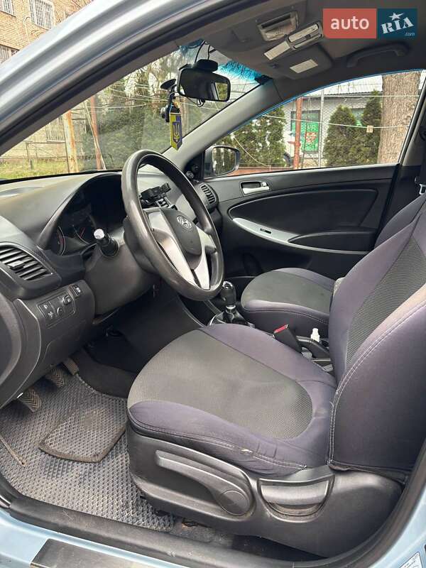 Седан Hyundai Accent 2011 в Львове