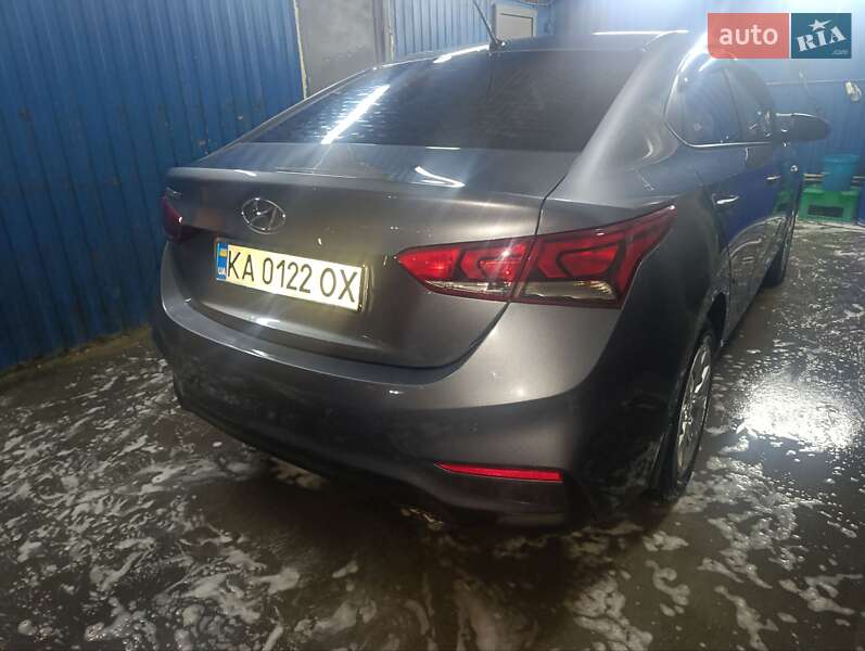 Седан Hyundai Accent 2017 в Киеве