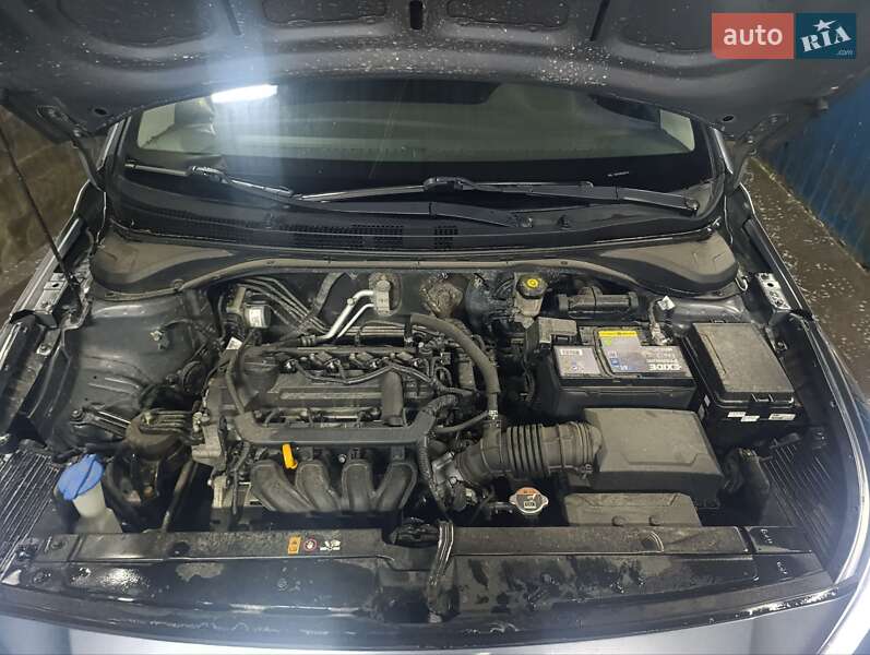 Седан Hyundai Accent 2017 в Киеве