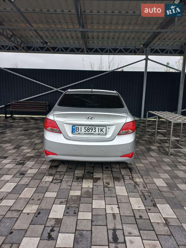Седан Hyundai Accent 2016 в Полтаве