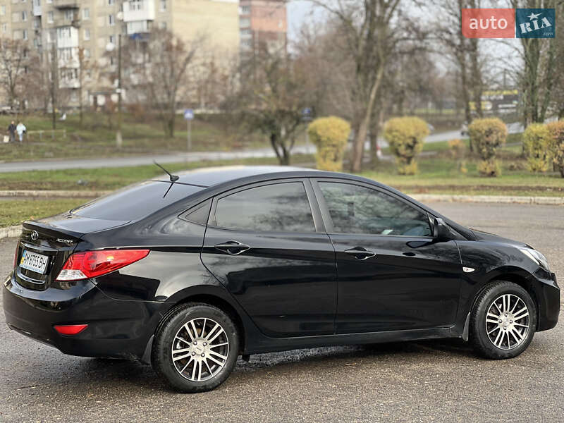 Седан Hyundai Accent 2012 в Лозовій фото 29 Седан Hyundai Accent 2012 в Лозовій
